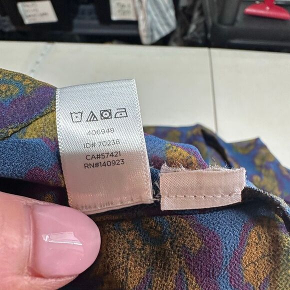 LOFT XS Floral Smocked Blouse Blue Mustard Purple Yoke Keyhole EUC‎ Flowy Fall - Picture 8 of 9